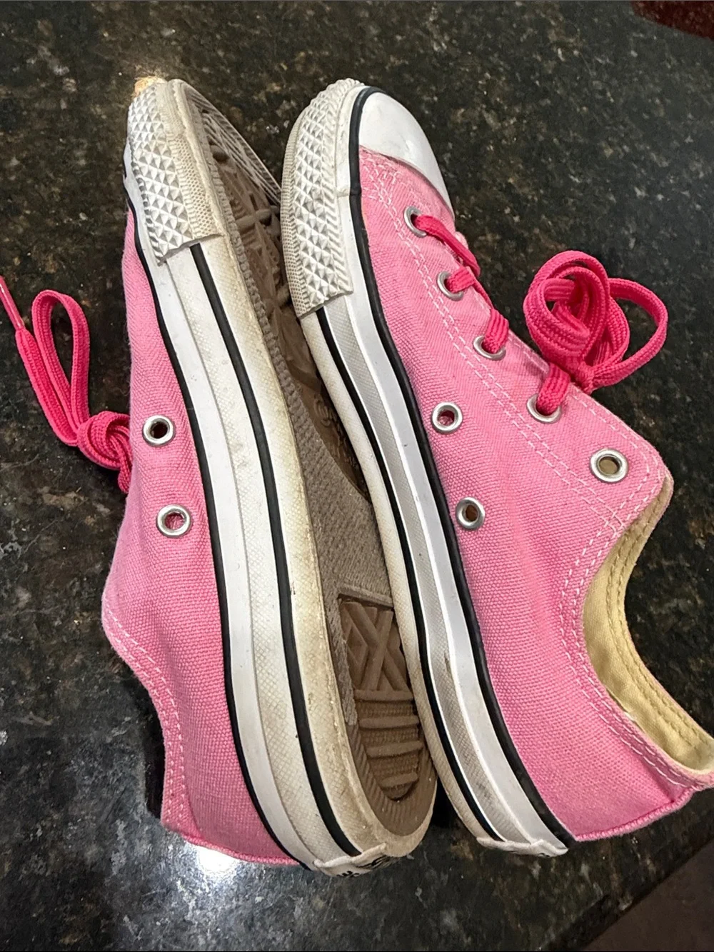 Converse Kids Bright Pink Low-Top Canvas Sneakers